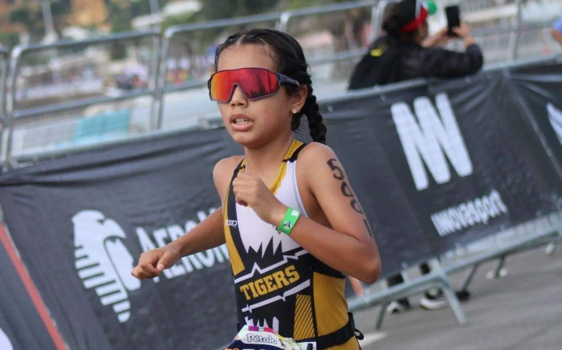 Durango con 6 oros, 1 plata y 2 bronces por edades en el Triatlón de Veracruz